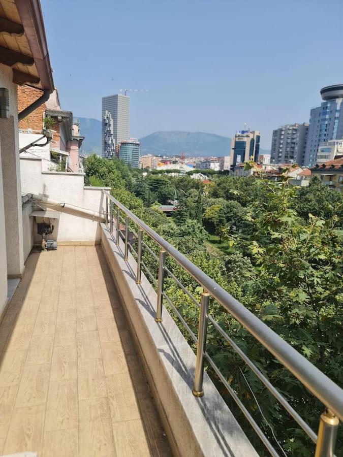 Penthahouse Shallvare Tirana Bagian luar foto
